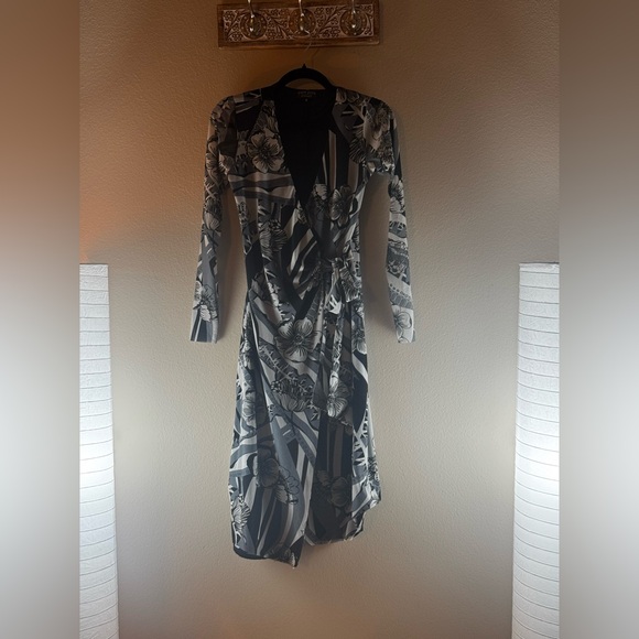 ✨NWOT✨ Petit Pois by Vivian G. Elegant Black and SilverFloral Long Sleeve Dress - Picture 8 of 11